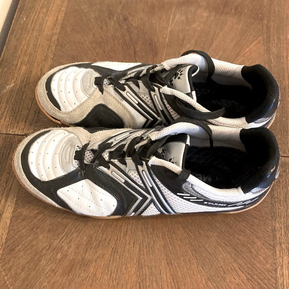 Kelme Indoor Shoes